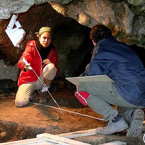 Grotta d'Oriente, lo scavo in corso